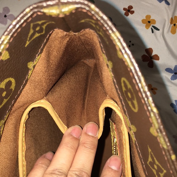 Super cute 🥰 Authentic LV VAVIN MONOGRAM TOTE - Picture 8 of 17